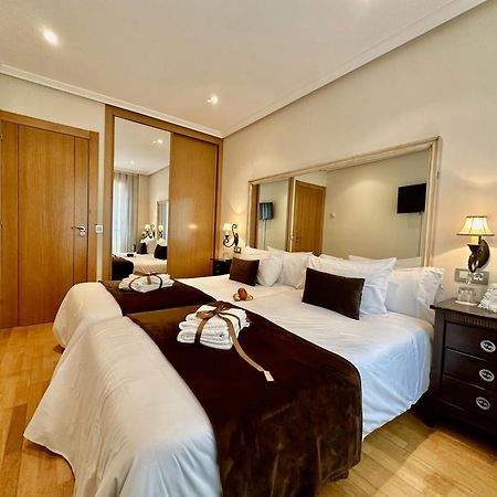 Clarens Guesthouse Кангас-дель-Нарсеа Екстер'єр фото